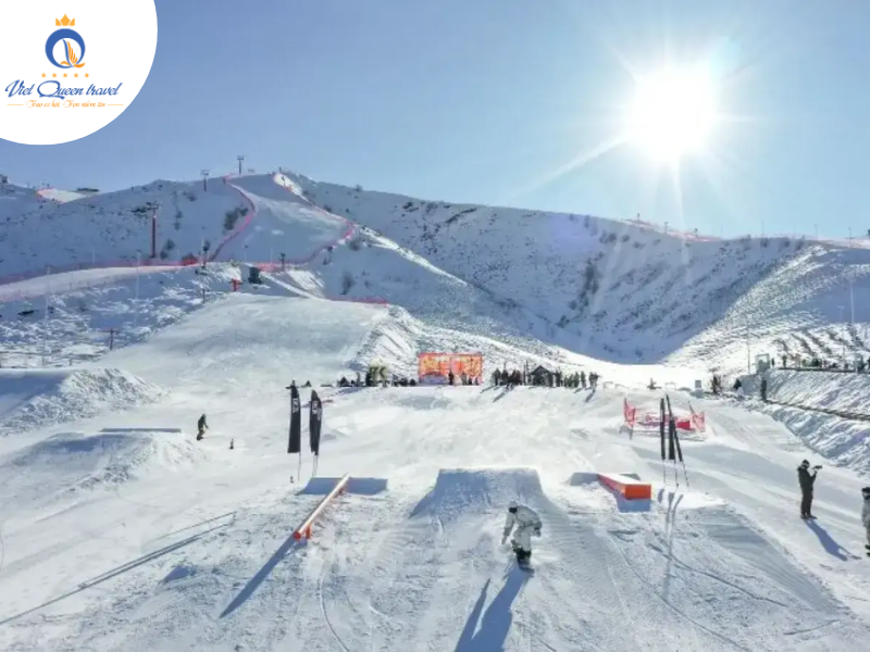 Hình ảnh của TRÙNG KHÁNH -TRƯỢT TUYẾT KIM PHẬT SƠN